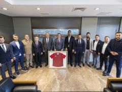 Başkan Seçer, Amacımız Lig’de Kalmak Değil, Şampiyonluk Olmalı…