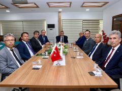 Vali Toros Alata Bahçe Kültürleri Araştırma Enstitüsünü Ziyaret Etti…