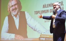 Aslanhan, “Mutlu ve Huzurlu Ailenin Reçetesi Akşam Yemeğini Çocuklarınızla Birlikte Yemek.”